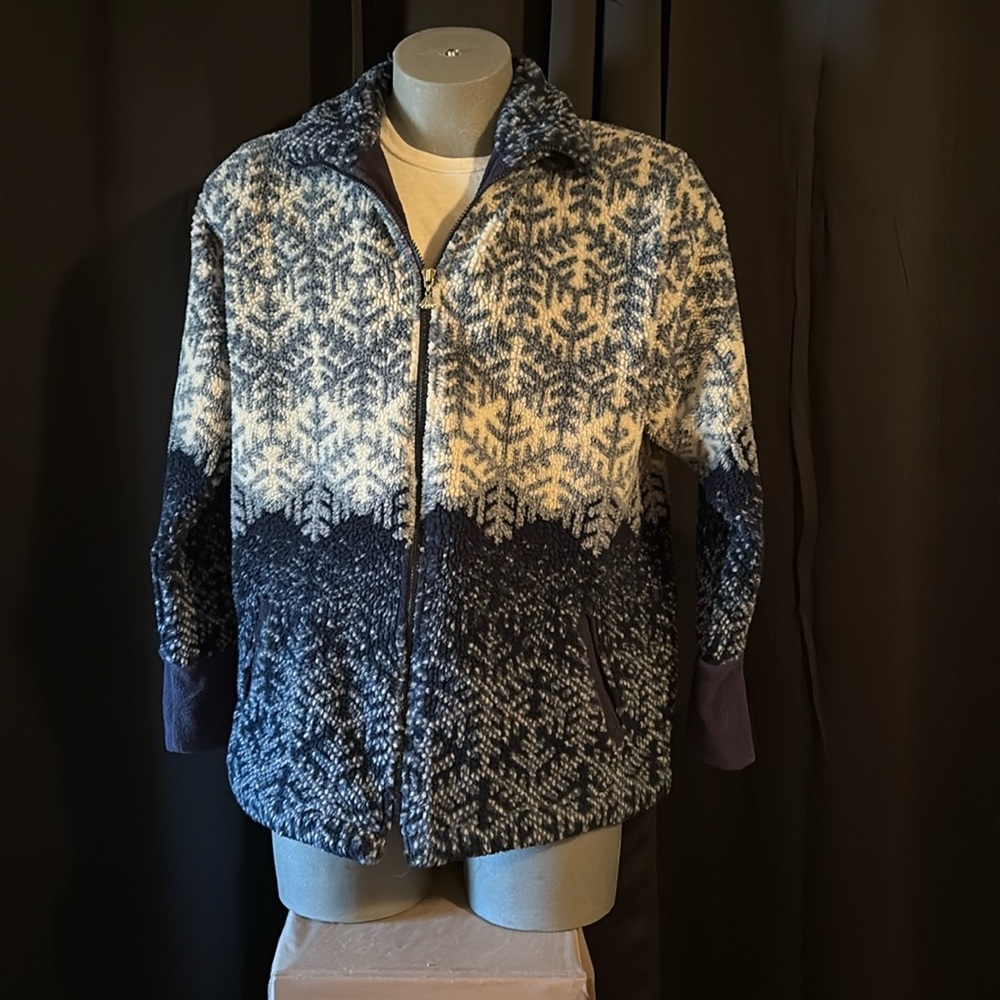 Duffel women’s zip up jacket size XL